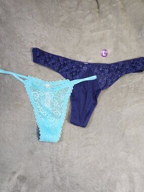 *NWT* Women's Large - Bundle of 2 Victorias Secret thongs